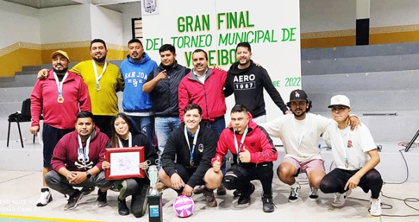 Breakin Bol campeón de voleibol