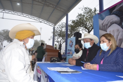 Ayuntamiento y SMDIF suman esfuerzos en la jornada "Pinal para Todos".