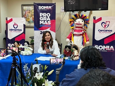 Sonia Rocha presenta tres programas de apoyo social y anuncia constitución de Asociación Civil "Serrana de Corazón"