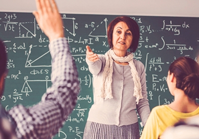 Lista la Vacunación para los Docentes Queretanos