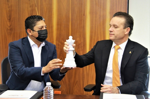 Firman convenio Cadereyta  y Universidad Anáhuac Querétaro